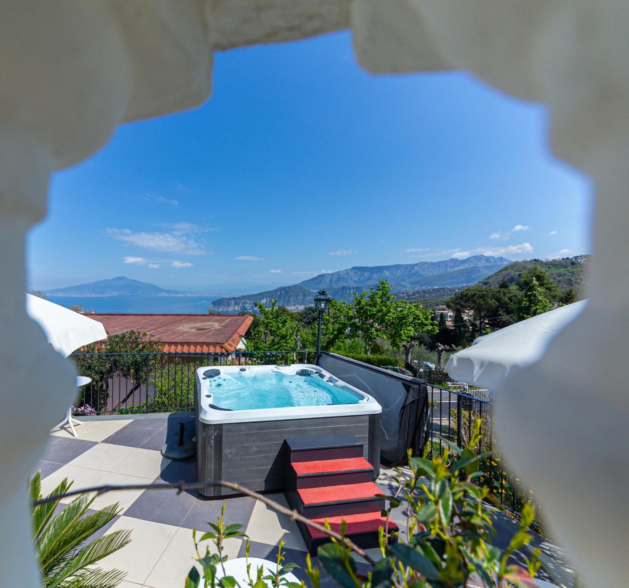 Iaccarino Hotel SantʼAgata sui Due Golfi
