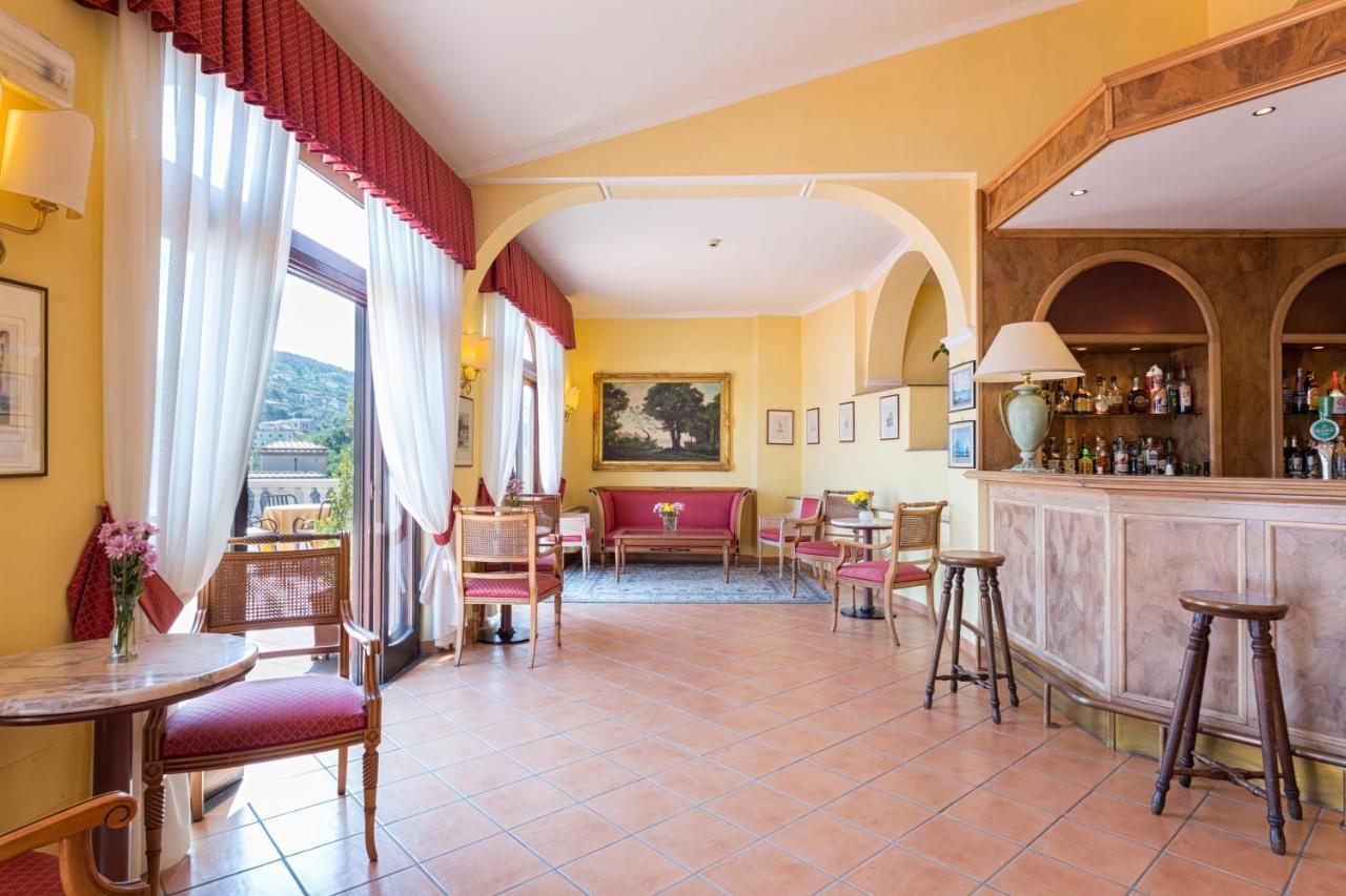 Hotel Jaccarino SantʼAgata sui Due Golfi