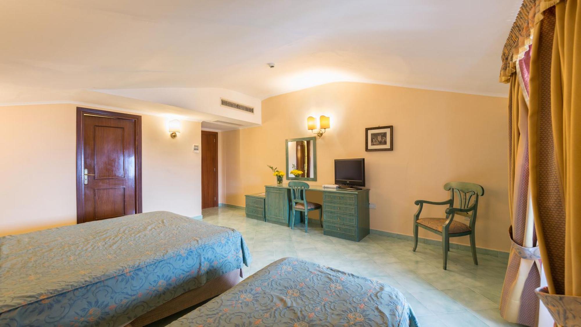 Jaccarino Hotel 4*