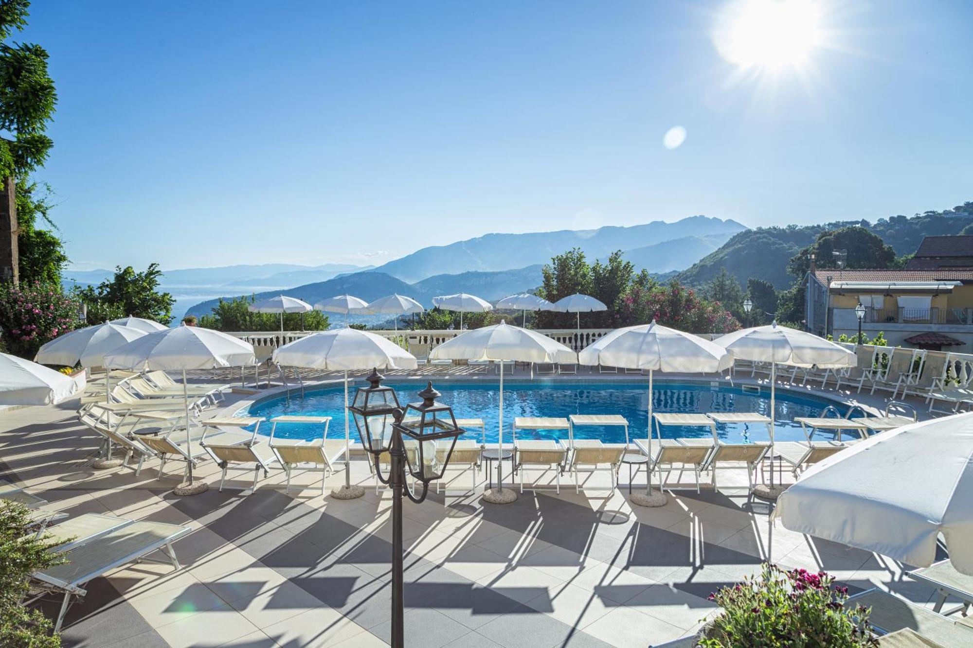 Hotel Jaccarino SantʼAgata sui Due Golfi
