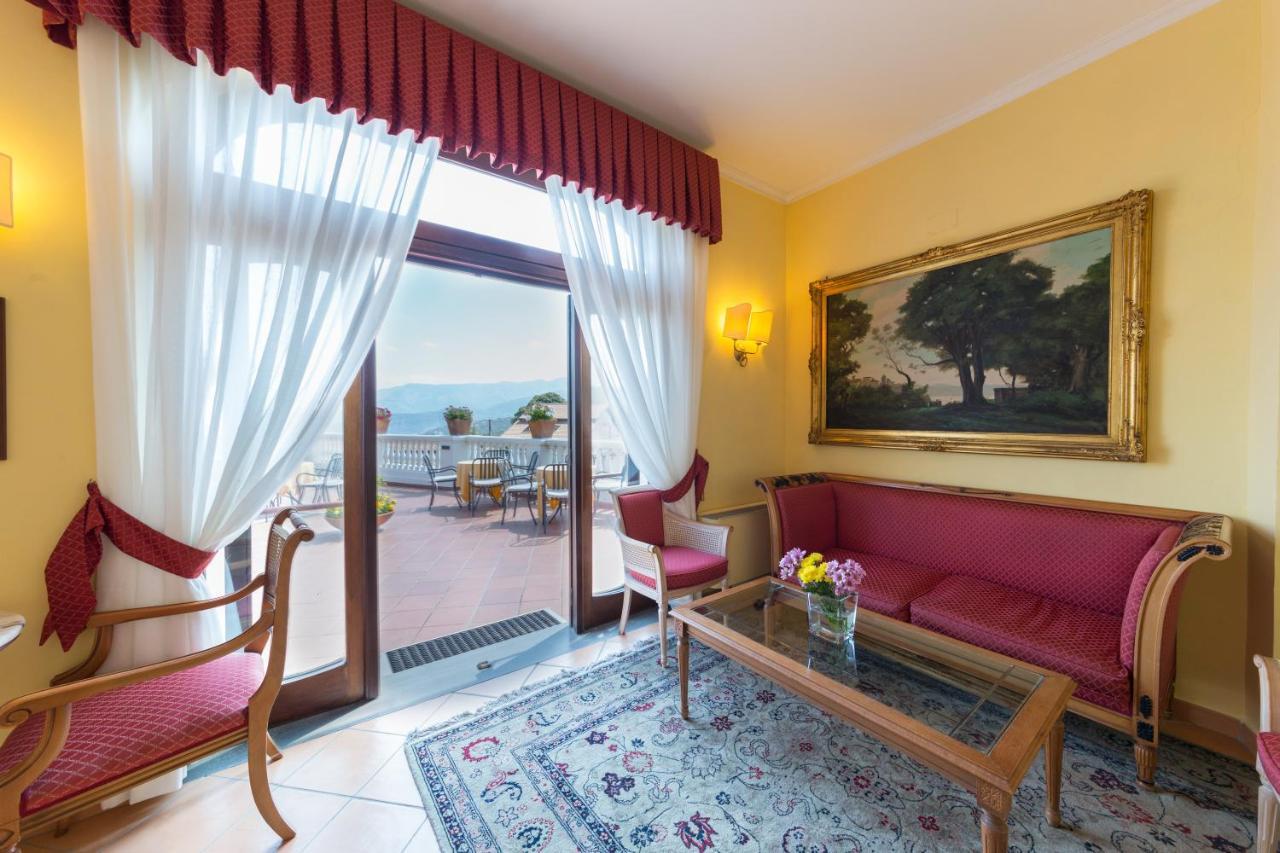 Jaccarino Hotel