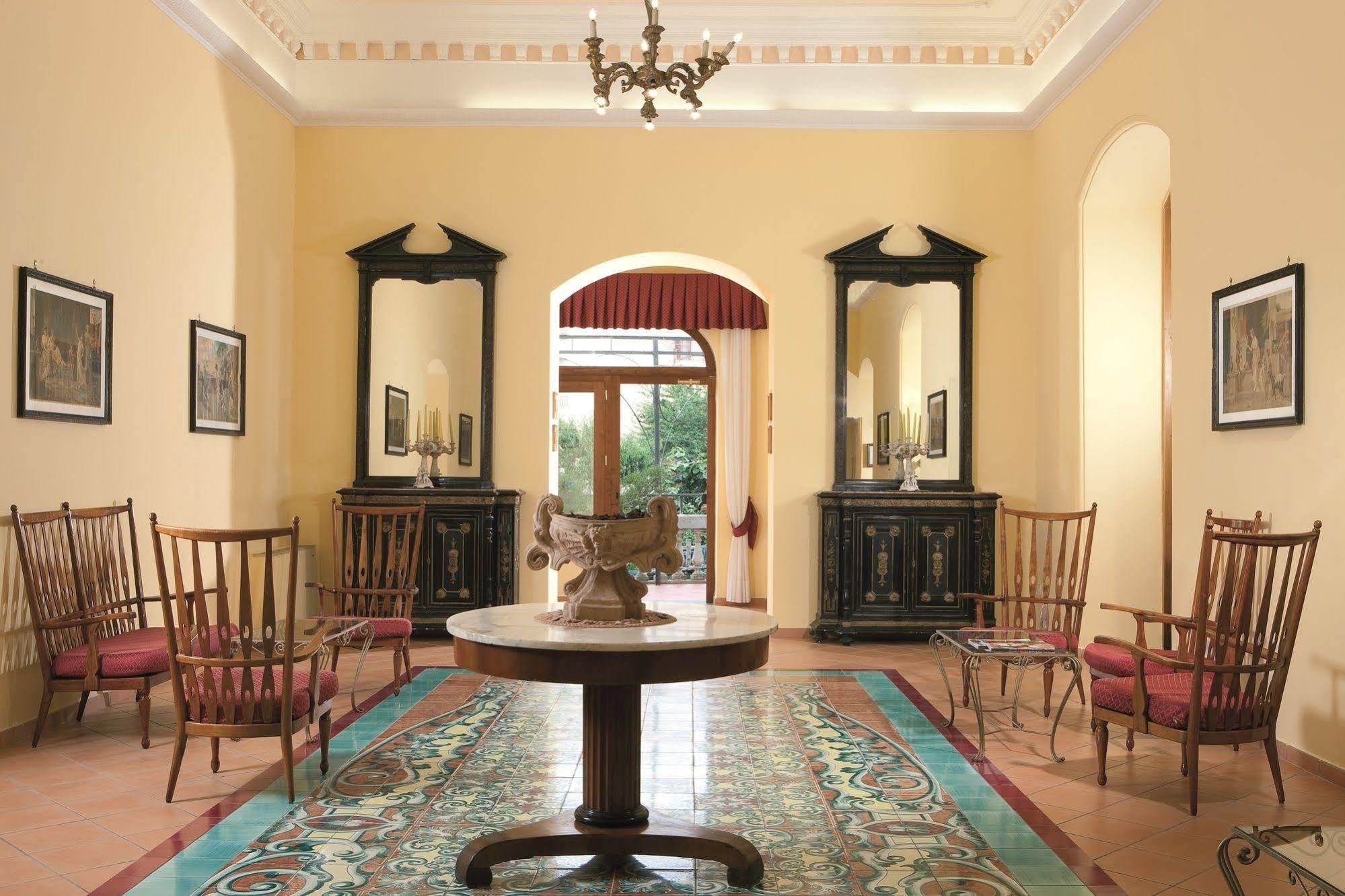 Jaccarino Hotel 4*